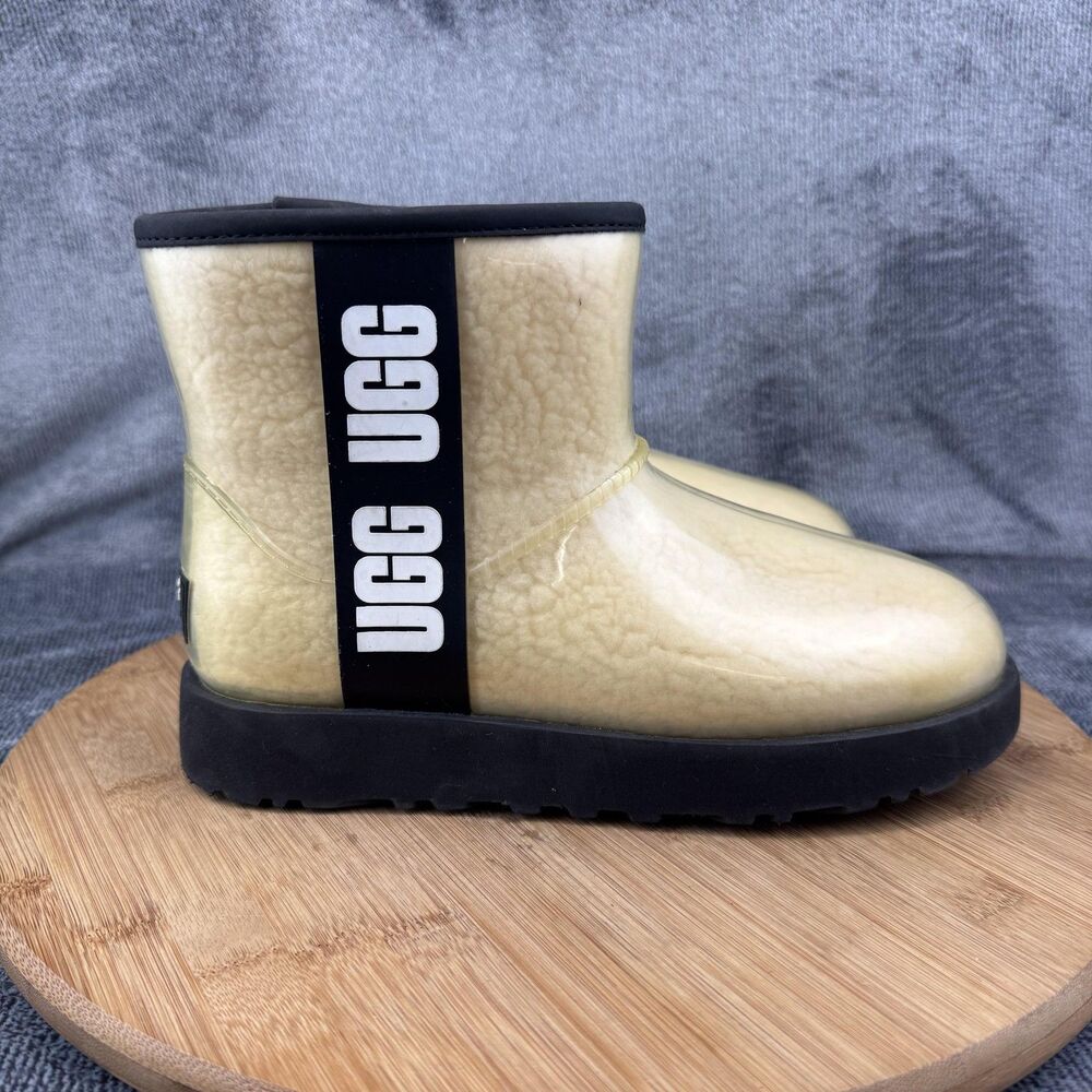 UGG Boots Womens Size 5 Yellow Rubber Waterproof Shearling Lined Ankle Winter